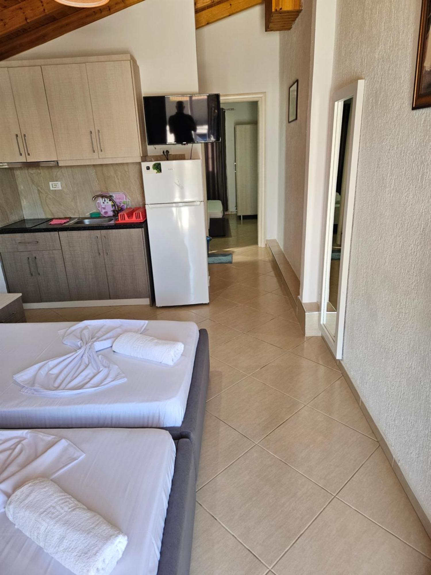 Ylli Mance Apartman Ksamil